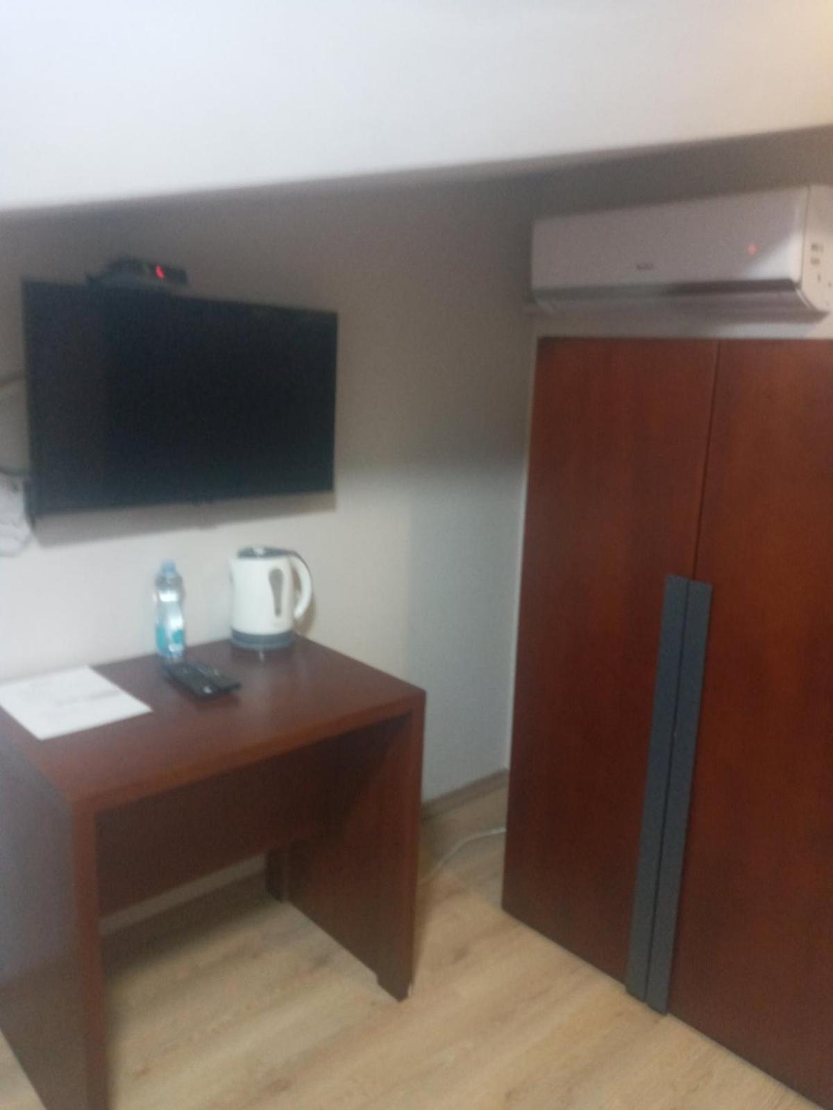 Hotel Oferta Prizren Exterior foto